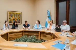 El Ejecutivo y legisladores analizaron el Presupuesto 2025