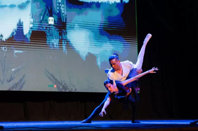 cierre taller de danzas clasicas 2024-10_compr