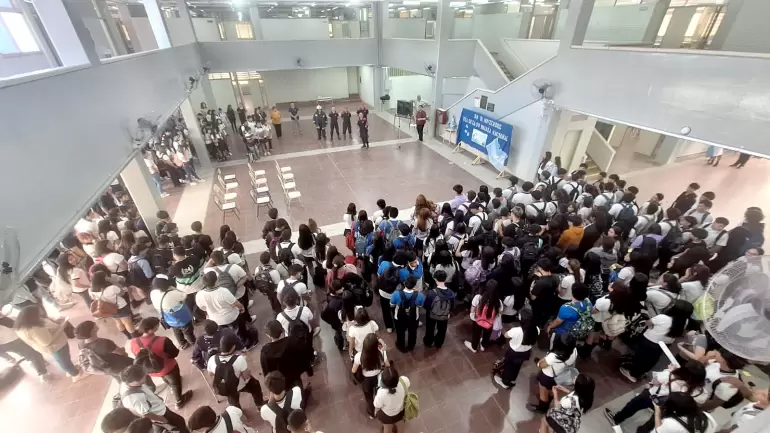 Ms de mil chicos participaron del simulacro de evacuacin de sismo