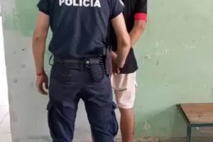 Molest a transentes de la Rivadavia y termin detenido