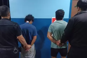 Dos jvenes causaron desorden y fueron arrestados