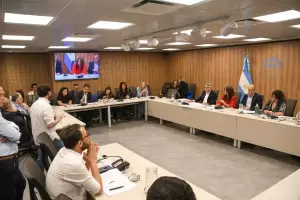 Dictamen en la ley que estimula la participacin privada en el financiamiento de la cultura