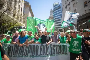 Oficializaron un nuevo aumento para los trabajadores del Estado