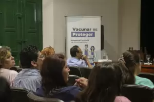 Jornada de actualizacin de inmunizaciones para equipos de Salud Pblica y privada