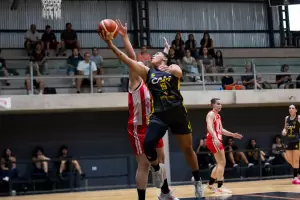 Montmartre inicia el Clausura de la Liga Femenina