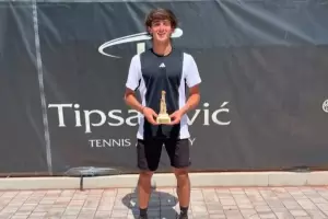 Manu La Serna avanz� en el M15 de Luj�n