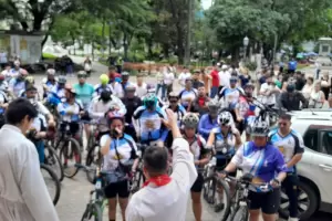 Ciclistas peregrinos llegan a la Catedral en honor a Nuestra Madre del Valle