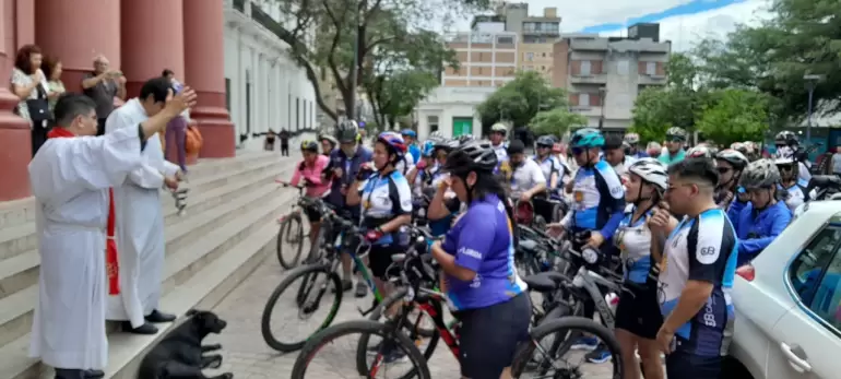 Ciclistas peregrinos de La Florida