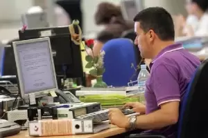 Cunto gana un empleado estatal en diciembre 2024?