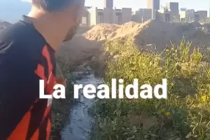 Aguas y Ambiente niegan los residuos cloacales y Maldonado responde con otro video