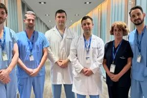 Por primera vez en Argentina se realiz una operacin de corazn a travs de la axila