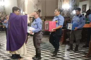 Las Fuerzas de Seguridad rindieron homenaje a la Virgen del Valle