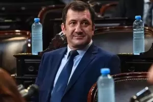 Tras su detencin en Paraguay, Kueider neg que los dlares fueran suyos