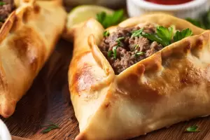 Paso a paso, cmo hacer empanadas rabes jugosas