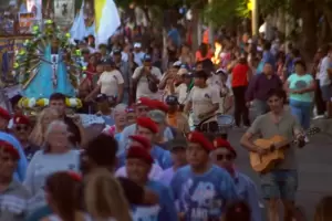 El cantautor Juan Martin Angera estren una cancin dedicada a la Virgen del Valle