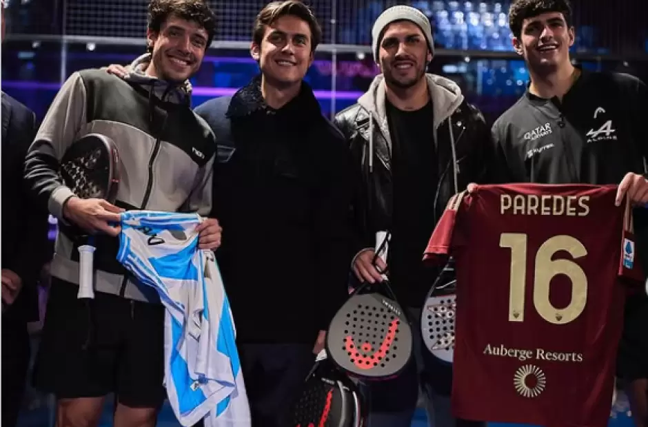 Agustn Tapia y los campeones del mundo