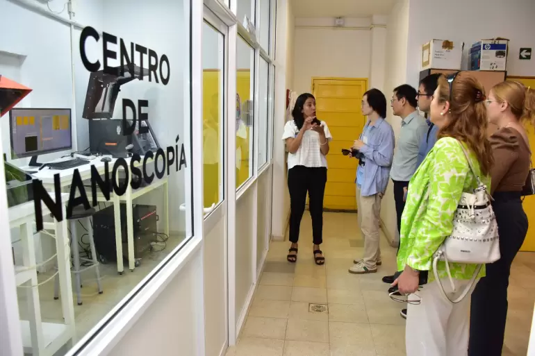 unca chinos empresarioss