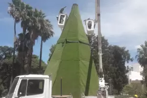 Cmo es el rbol de Navidad de la Capital este ao?