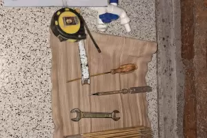 Los atraparon con elementos sustrados y fueron detenidos