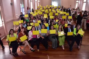 La UNCA entreg 100 nuevos diplomas en Educacin Emocional