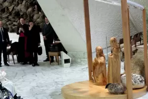 Tras la polmica, desaparecieron el Nio Jess y el pauelo rabe del pesebre en el Vaticano