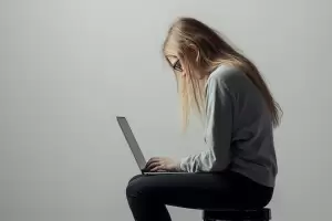 Estrategias de los especialistas en columna para mantener una buena postura