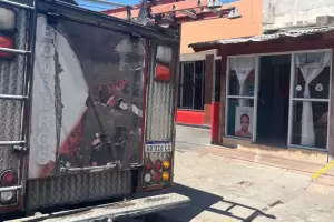 Una falla elctrica caus un incendio en una peluquera