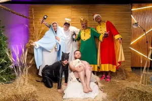 Olga realiz� un pesebre viviente y desat� el repudio de las redes