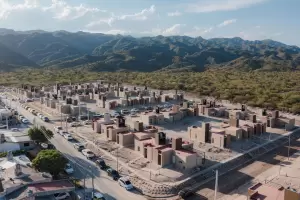Familias catamarqueas recibieron sus hogares en el Barrio Parque La Gruta 3