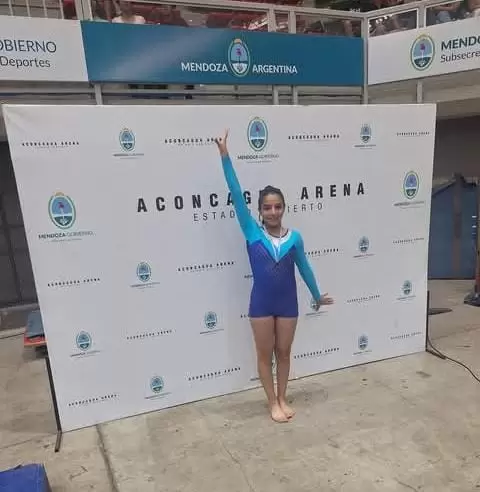 𝗟𝗮 𝗘𝘀𝗰𝘂𝗲𝗹𝗮 𝗱𝗲 𝗚𝗶𝗺𝗻𝗮