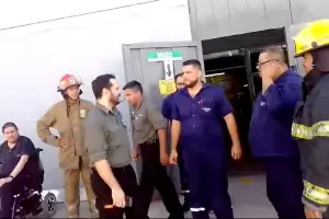 Bomberos Voluntarios realizaron un simulacro de sismo en una fbrica