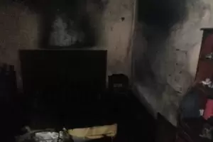 Provoc un incendio tras discutir con su pareja