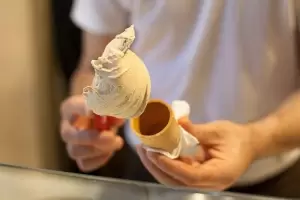 Cunto gana un heladero en argentina 2025?