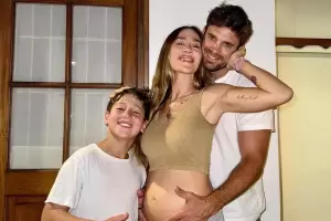 El video de Jimena Barn dndole la noticia de su embarazo a sus seres queridos