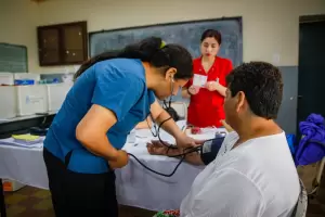 El programa "Lleguemos al Barrio" brindar asistencia en el Comedor del Valle