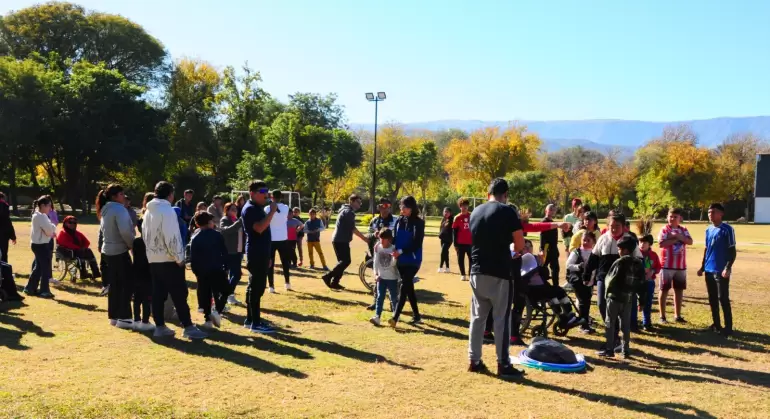 Jornada cultural y recreativa para nios de los Centros Comunitarios de Extensin