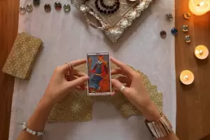 Tarot: Cul es tu fortuna para este martes 24 de diciembre?