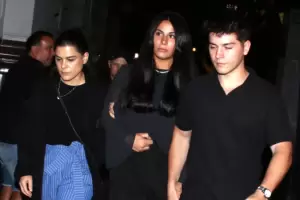 Familiares y amigos ya despiden a Lanata en la Casa de la Cultura