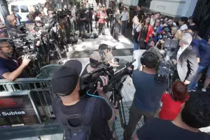 Despedida a Lanata: familiares, colegas y seguidores en el ltimo adis