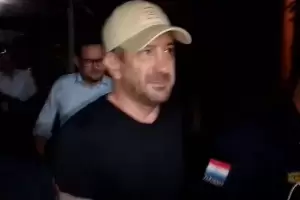 Difunden el momento en el que detienen a Kueider en Paraguay