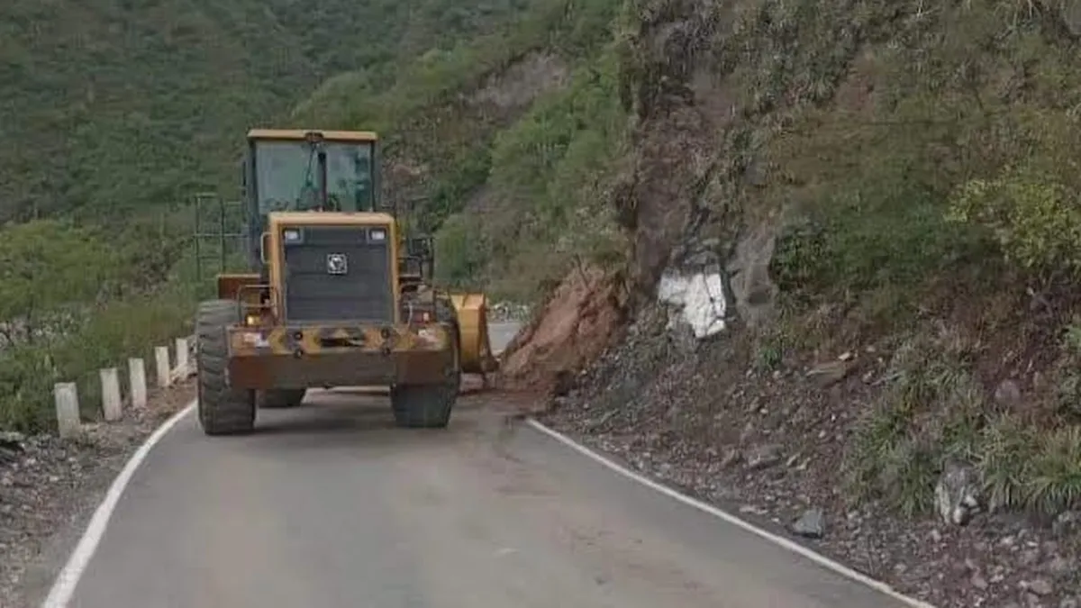 Transito interrumpido en la Cuesta de El Portezuelo - La Unión Digital