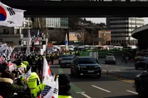 Corea del Sur: tras horas de enfrentamientos, el presidente destituido evit su arresto