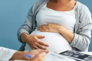 Da de la embarazada: la mortalidad materna se redujo a la mitad en Argentina