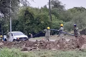 La red domiciliaria de Aguas de Catamarca en El Hueco a punto de ser terminada