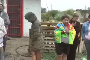 Vecinos del asentamiento Mi Gauchito se manifiestan pidiendo por servicios bsicos