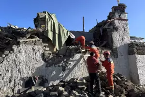 Al menos 95 muertos en un potente terremoto de magnitud 7,1