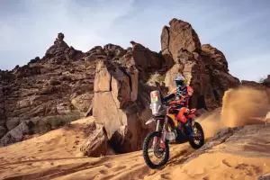 Rally Dakar: Benavides termin quinto en la etapa 7 y sigue dando pelea en motos