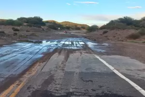 Alertan sobre material aluvional sobre Ruta 40, en Santa Mara