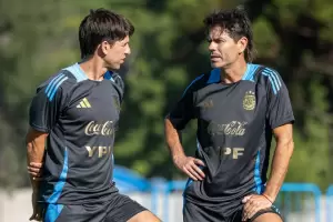 La Seleccin argentina Sub 20 comenz su viaje hacia Venezuela para disputar el Sudamericano