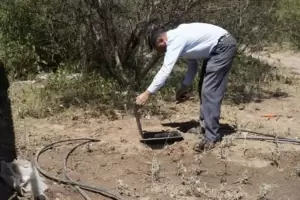Aguas de Catamarca desmantel conexiones clandestinas